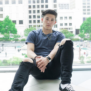 Meet your Posher, Michael